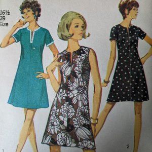 Vintage Simplicity 8702 Sewing Pattern